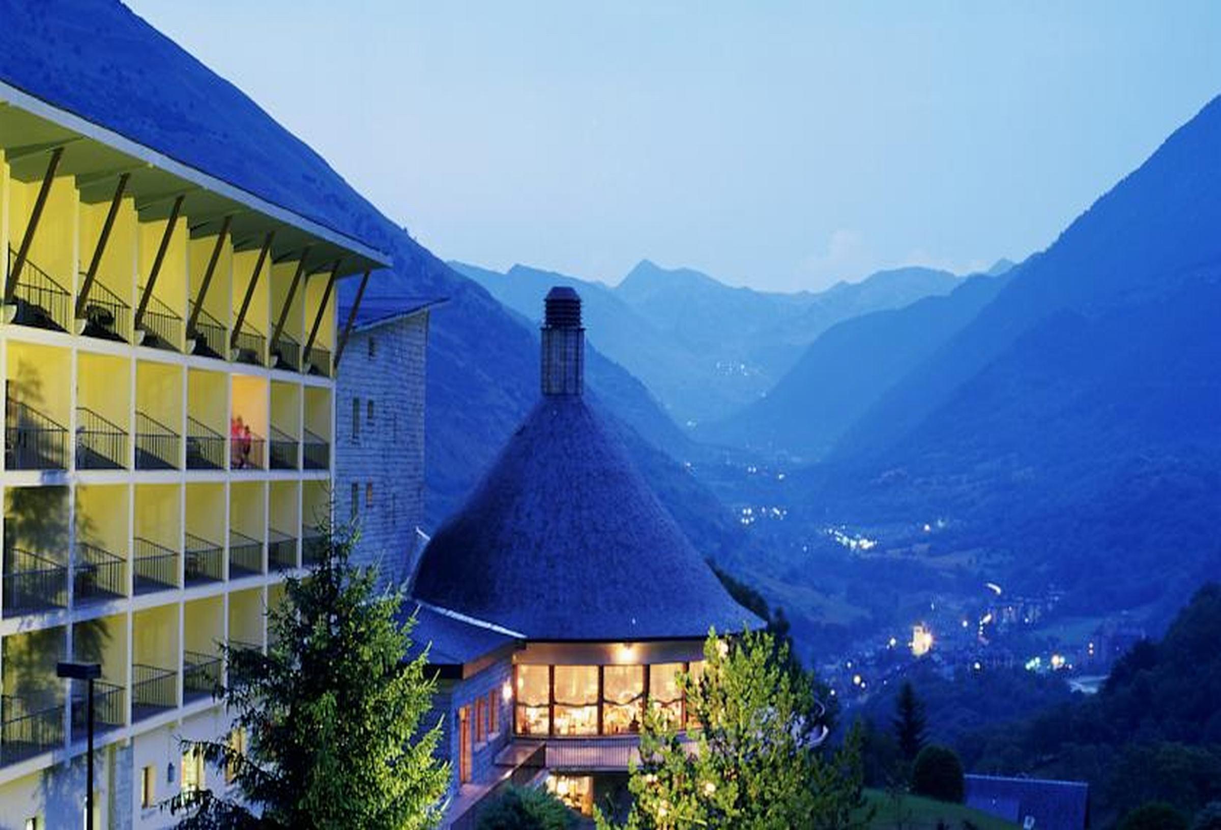 Parador De Vielha e Mijaran Exterior foto